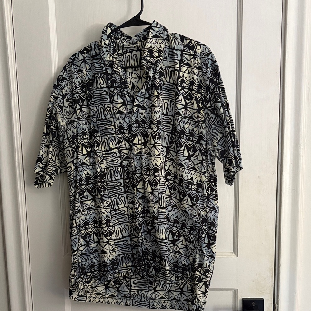 Geometric Black and White Men's Casual Shirt